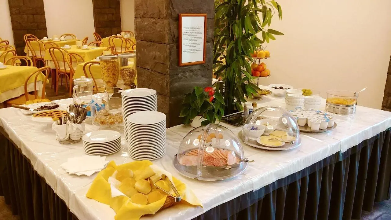 Hotel Vittoria Genoa 3*,  Italy