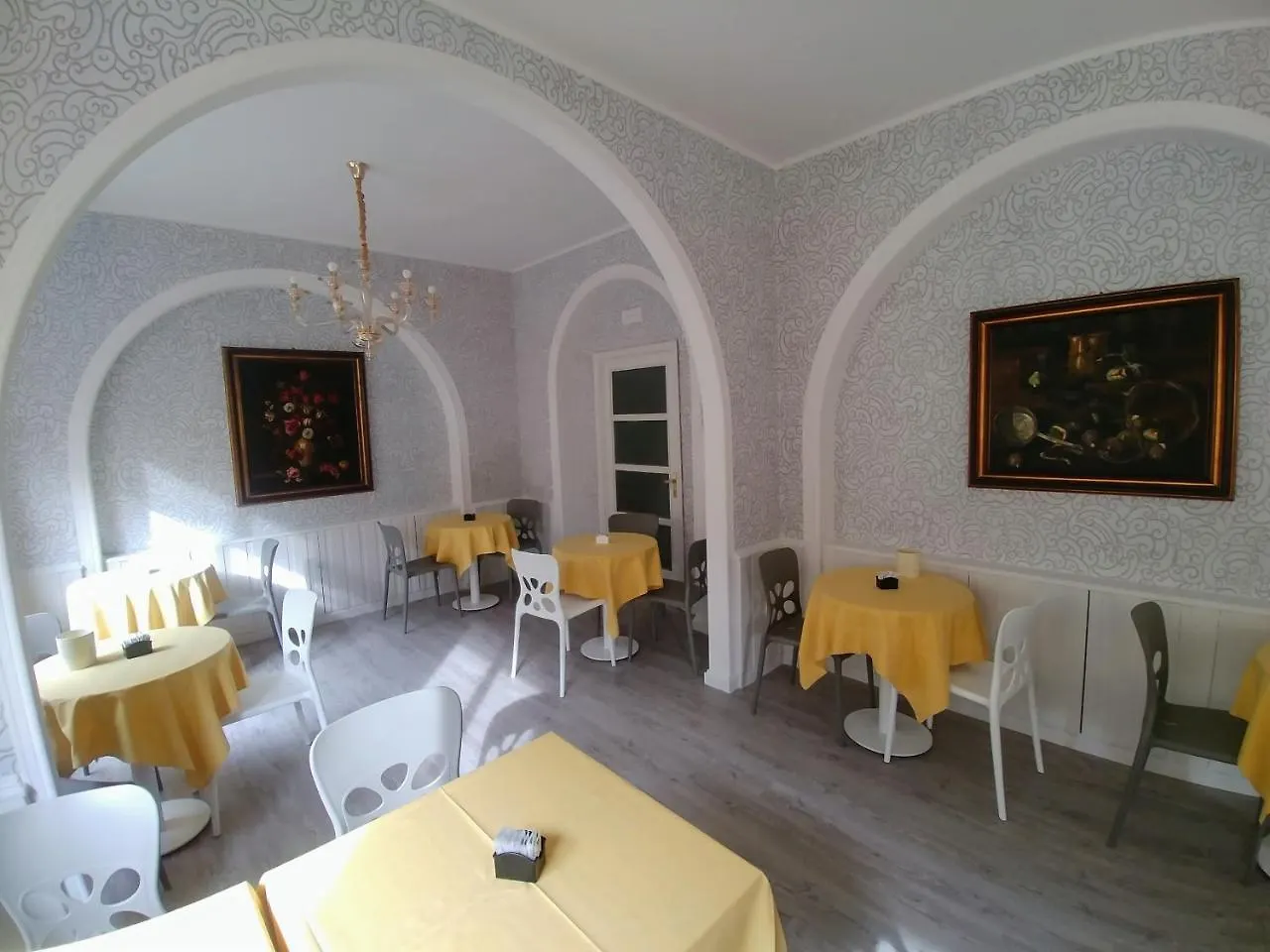 ***  Hotel Vittoria Genua Italië